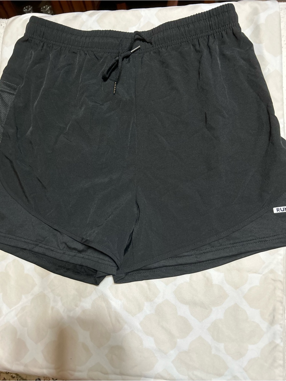 Mens/womens Black Athletic Shorts with Drawstring Waist
2layers.